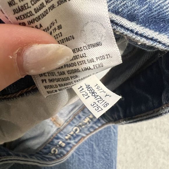 ‼️American Eagle Womens Jeans Size 8 Mom Jeans Hi Rise Boho Relaxed Fit Med Wash - Picture 15 of 16